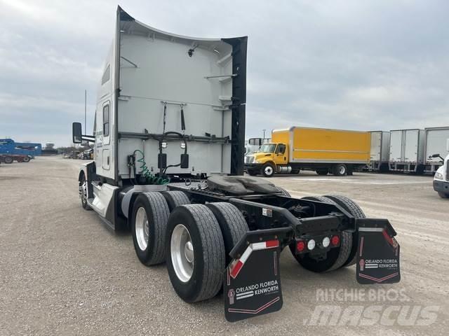 Kenworth T680 Motrici e Trattori Stradali