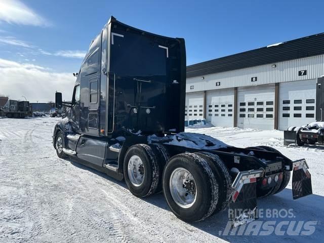 Kenworth T680 Motrici e Trattori Stradali
