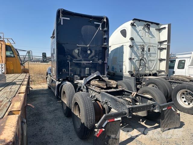 Kenworth T680 Motrici e Trattori Stradali
