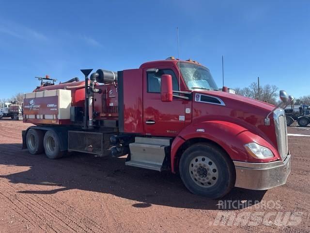 Kenworth T680 Escavatori cingolati