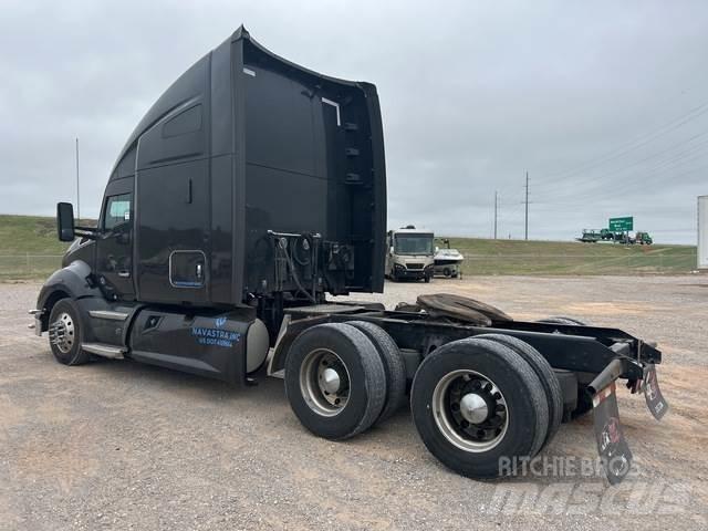 Kenworth T680 Motrici e Trattori Stradali