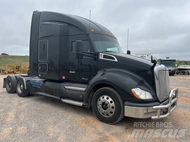 Kenworth T680 Motrici e Trattori Stradali