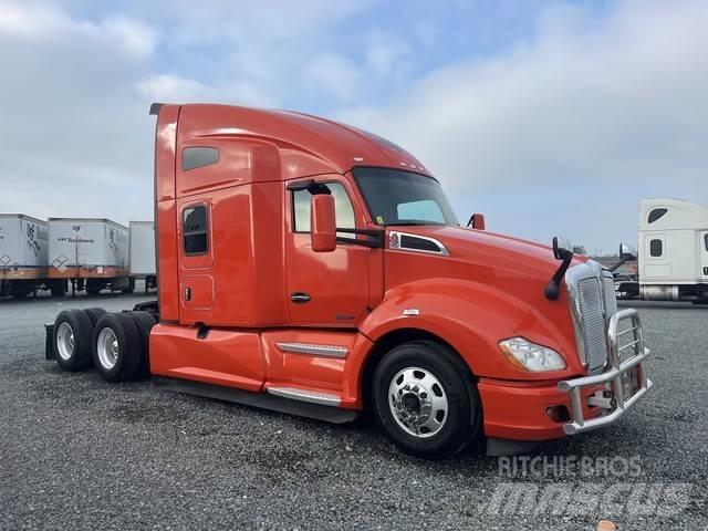Kenworth T680 Motrici e Trattori Stradali