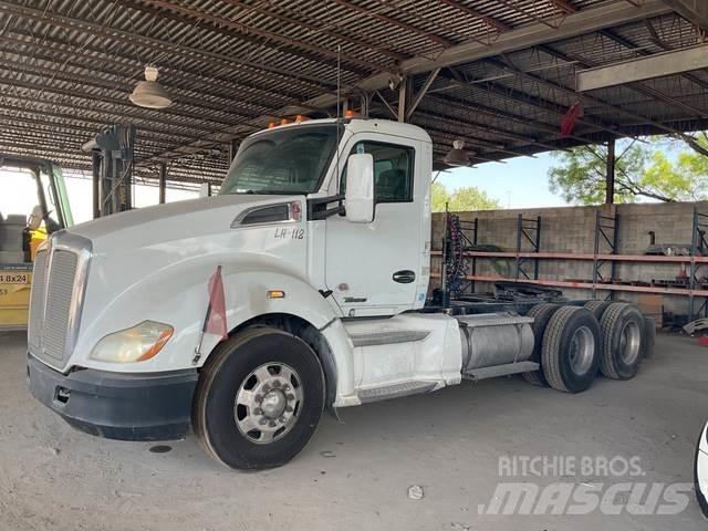 Kenworth T680 Motrici e Trattori Stradali
