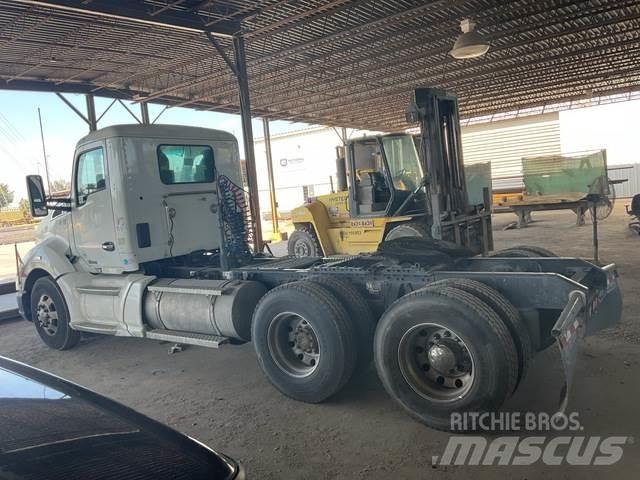 Kenworth T680 Motrici e Trattori Stradali