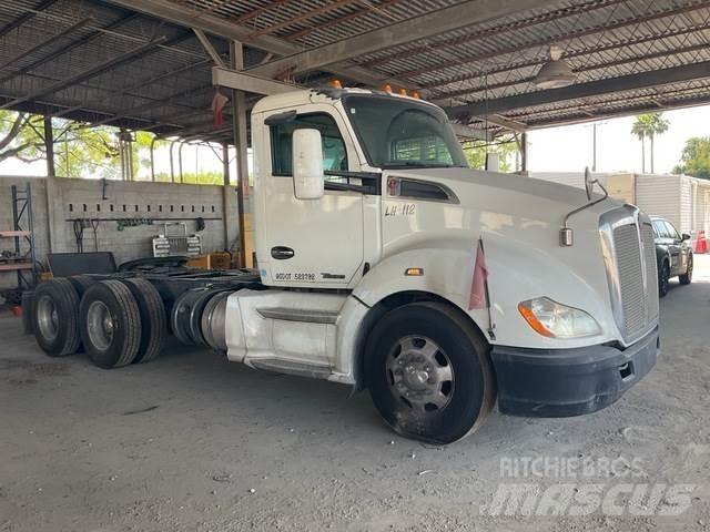 Kenworth T680 Motrici e Trattori Stradali