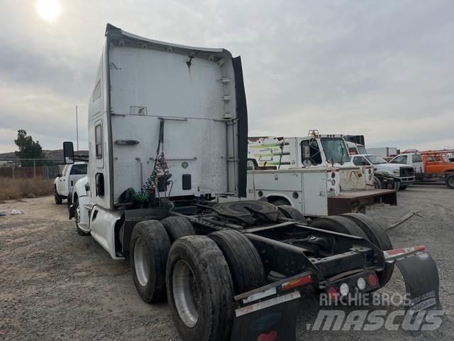 Kenworth T680 Motrici e Trattori Stradali