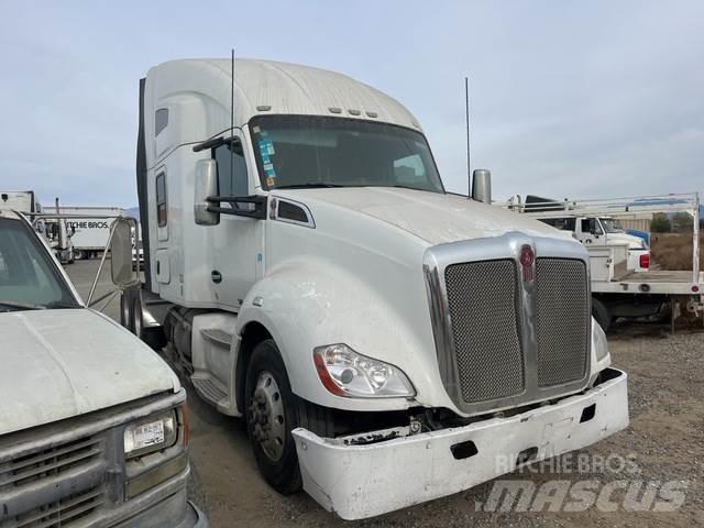 Kenworth T680 Motrici e Trattori Stradali