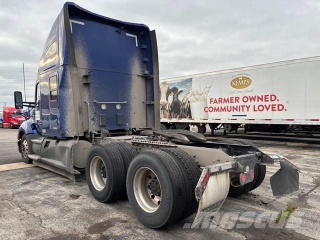 Kenworth T680 Motrici e Trattori Stradali