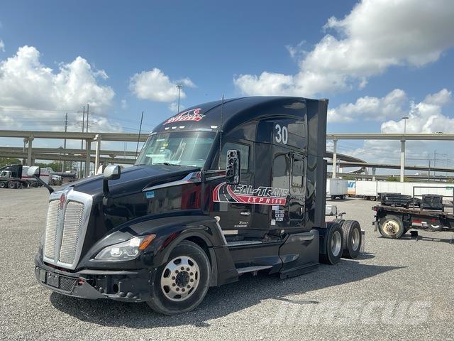 Kenworth T680 Motrici e Trattori Stradali