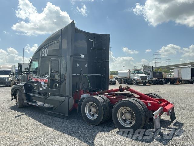 Kenworth T680 Motrici e Trattori Stradali