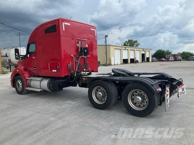 Kenworth T680 Motrici e Trattori Stradali