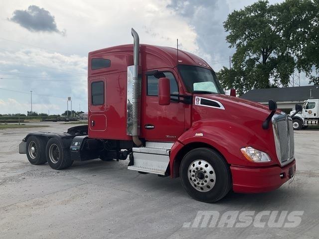Kenworth T680 Motrici e Trattori Stradali