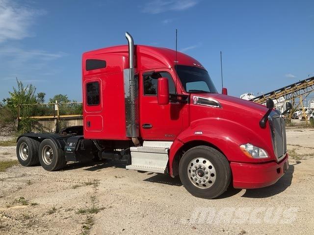 Kenworth T680 Motrici e Trattori Stradali