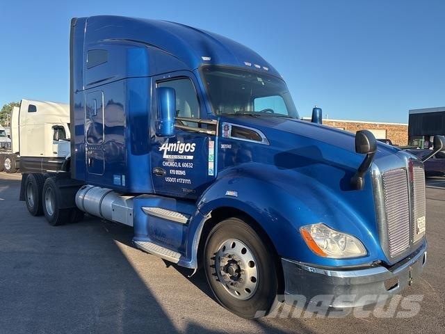 Kenworth T680 Motrici e Trattori Stradali