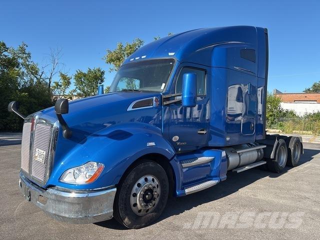 Kenworth T680 Motrici e Trattori Stradali