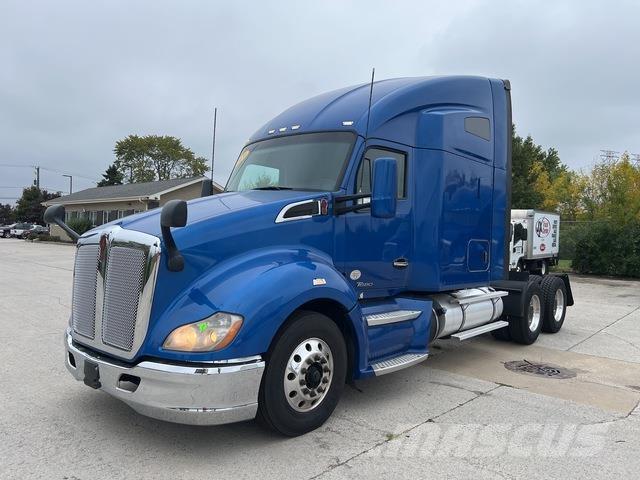 Kenworth T680 Motrici e Trattori Stradali