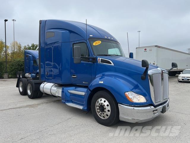 Kenworth T680 Motrici e Trattori Stradali