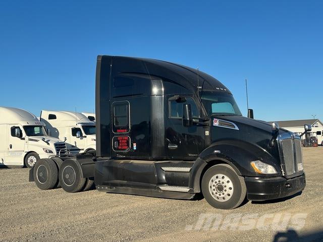 Kenworth T680 Motrici e Trattori Stradali