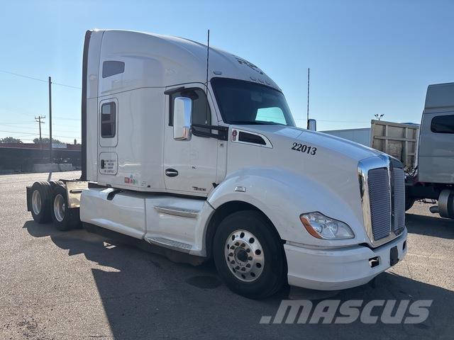 Kenworth T680 Motrici e Trattori Stradali