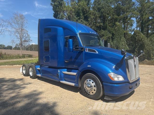 Kenworth T680 Motrici e Trattori Stradali