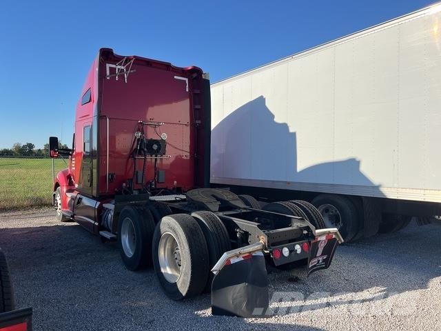 Kenworth T680 Motrici e Trattori Stradali