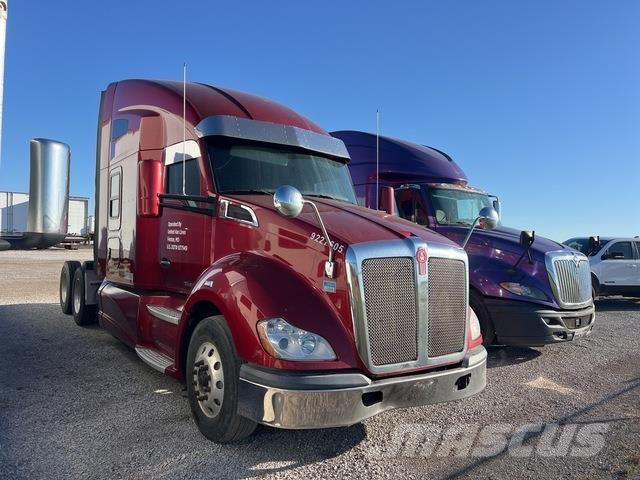 Kenworth T680 Motrici e Trattori Stradali
