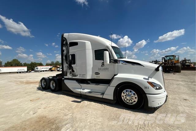 Kenworth T680 Motrici e Trattori Stradali
