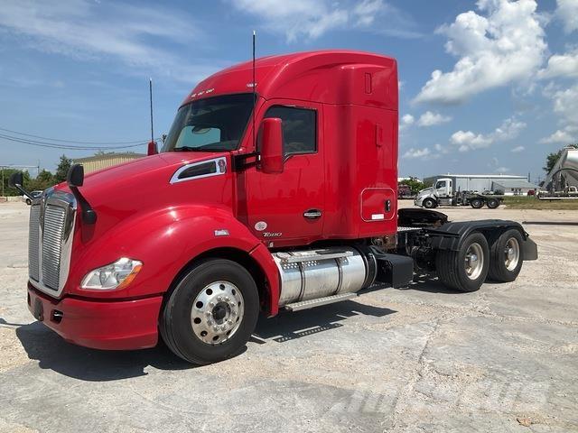 Kenworth T680 Motrici e Trattori Stradali