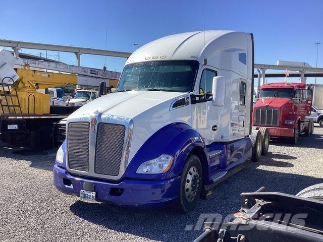 Kenworth T680 Motrici e Trattori Stradali