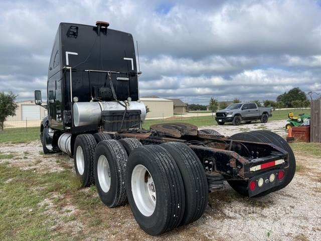 Kenworth T700 Motrici e Trattori Stradali