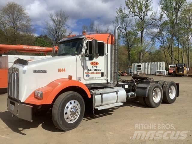 Kenworth T800 Motrici e Trattori Stradali