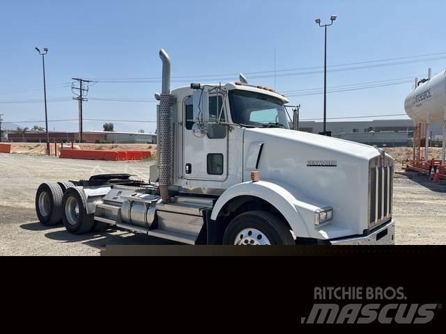 Kenworth T800 Motrici e Trattori Stradali