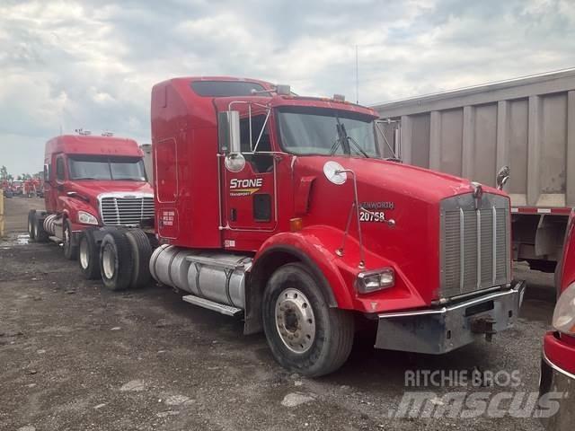 Kenworth T800 Motrici e Trattori Stradali