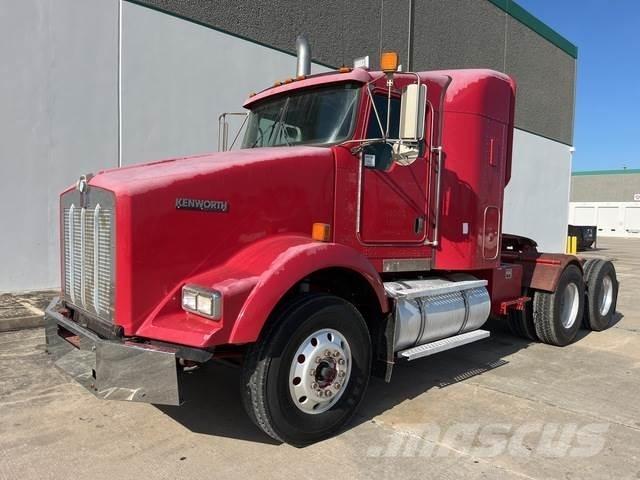 Kenworth T800 Motrici e Trattori Stradali