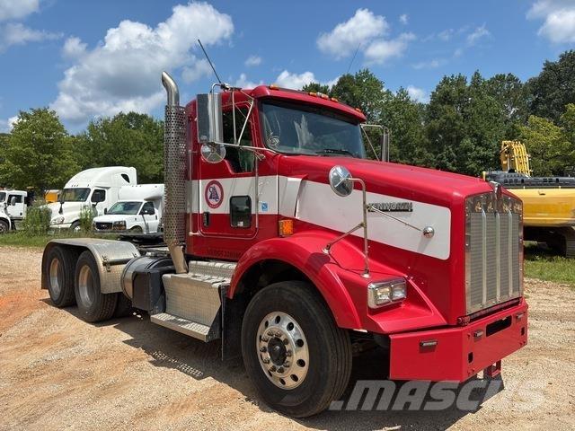 Kenworth T800 Motrici e Trattori Stradali