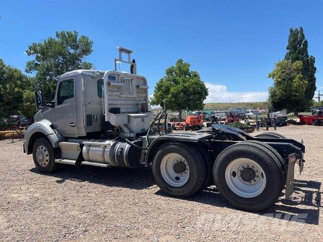 Kenworth T800 Motrici e Trattori Stradali