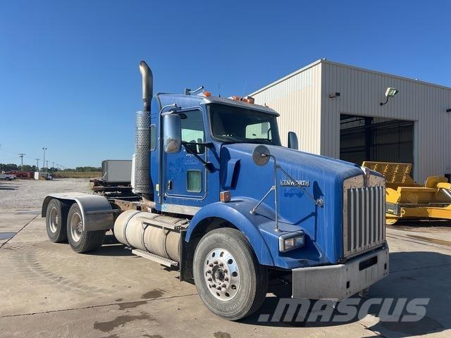 Kenworth T800 Motrici e Trattori Stradali