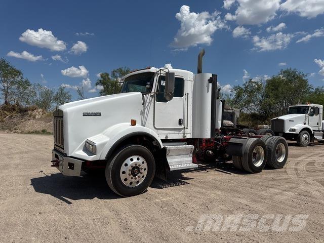 Kenworth T800 Motrici e Trattori Stradali