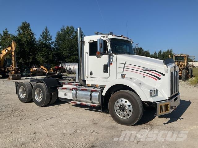 Kenworth T800 Motrici e Trattori Stradali
