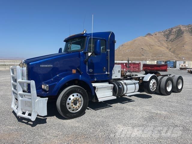 Kenworth T800 Motrici e Trattori Stradali