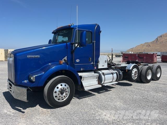 Kenworth T800 Motrici e Trattori Stradali