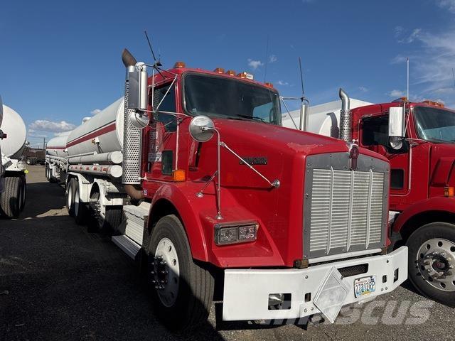 Kenworth T800 Cisterna