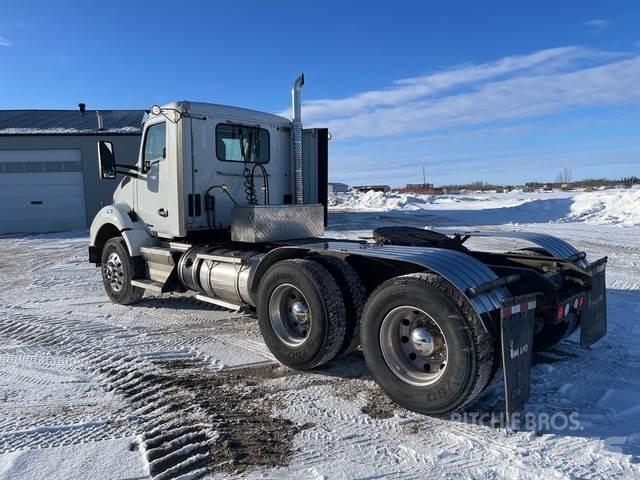 Kenworth T880 Motrici e Trattori Stradali