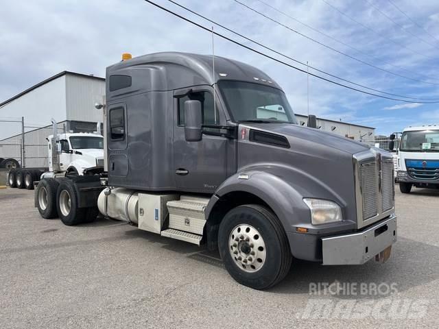 Kenworth T880 Motrici e Trattori Stradali