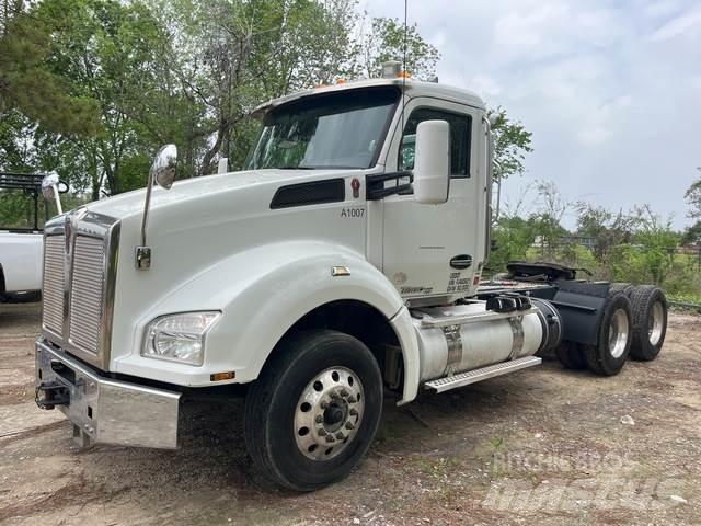 Kenworth T880 Motrici e Trattori Stradali