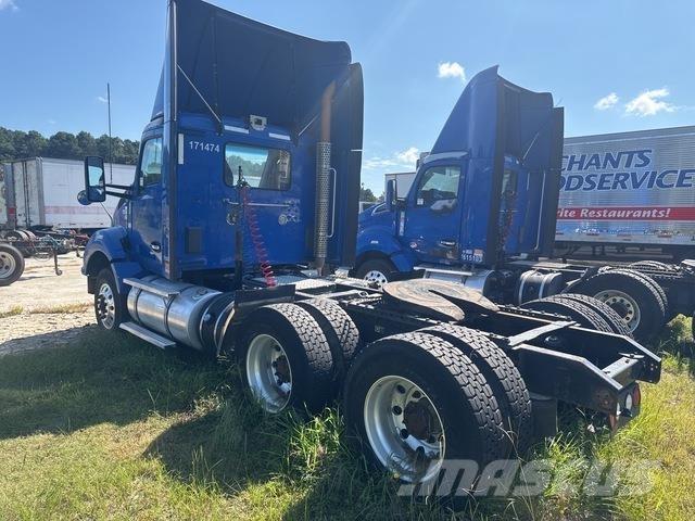 Kenworth T880 Motrici e Trattori Stradali