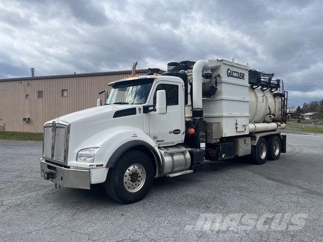 Kenworth T880 Escavatori cingolati