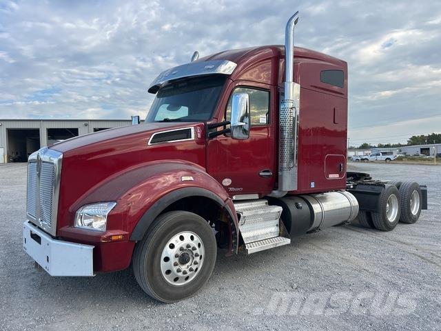 Kenworth T880 Motrici e Trattori Stradali