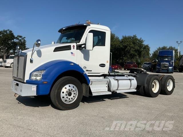 Kenworth T880 Motrici e Trattori Stradali